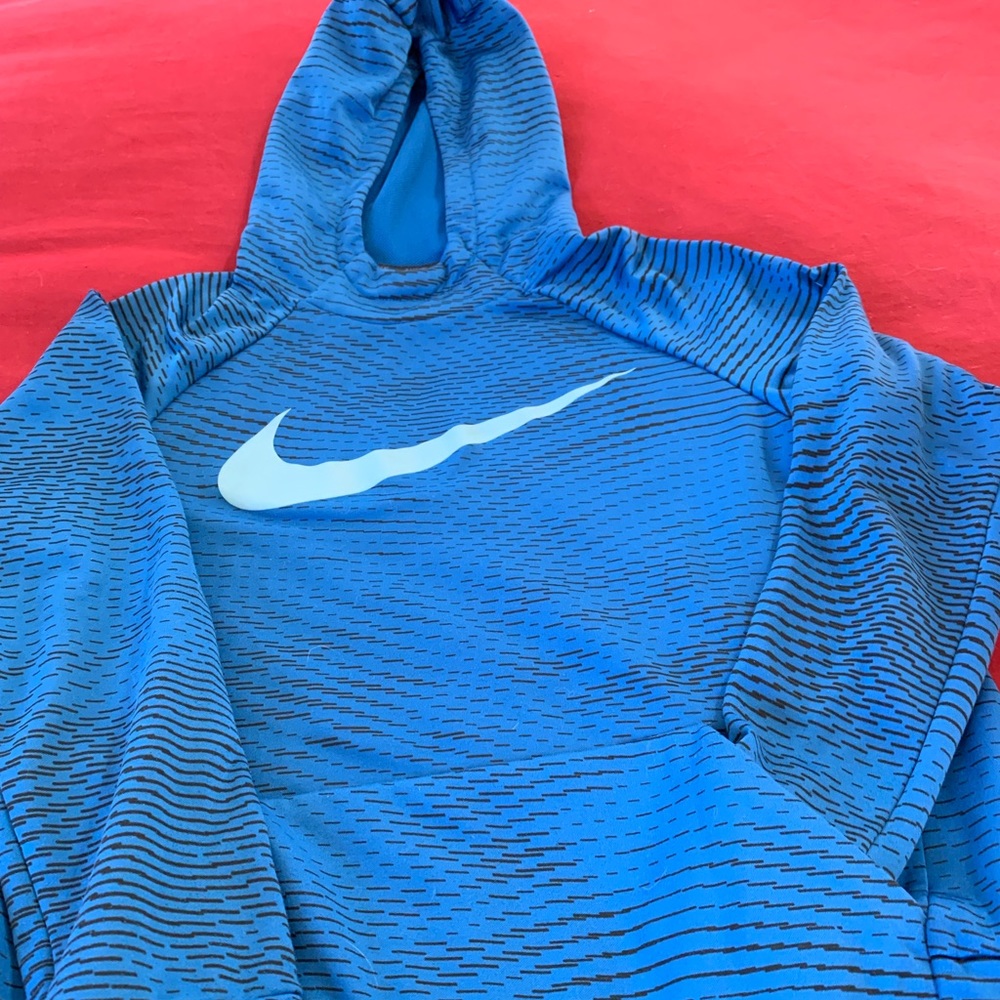 Nike Boys XL Athletic Hoodie